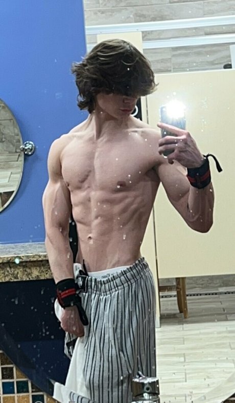 nate shreds pornographic star picture