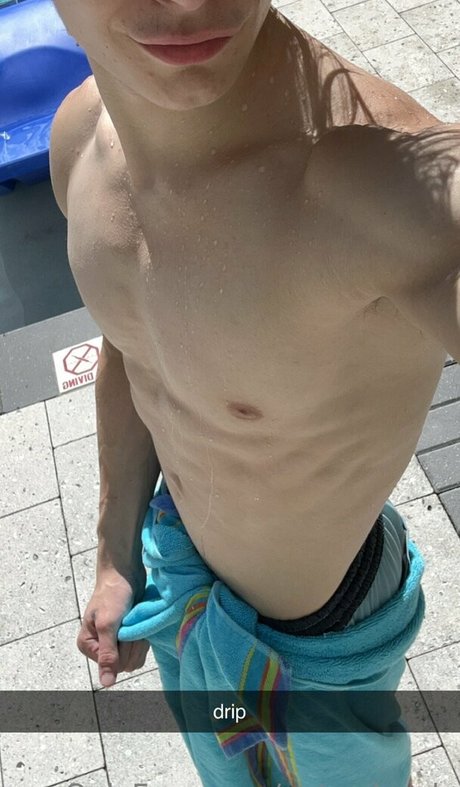 nate shreds porn model pic