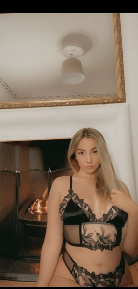 alissaquinn star top images