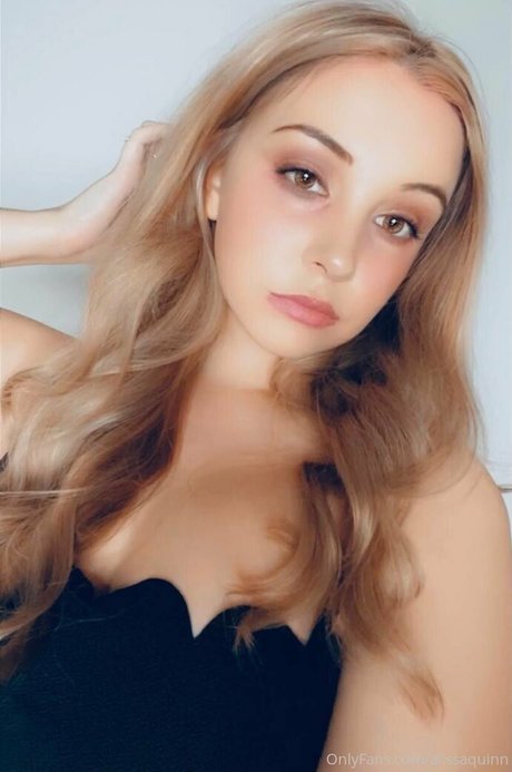 alissaquinn erotic star photo