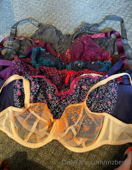 mzberlin xxx model image