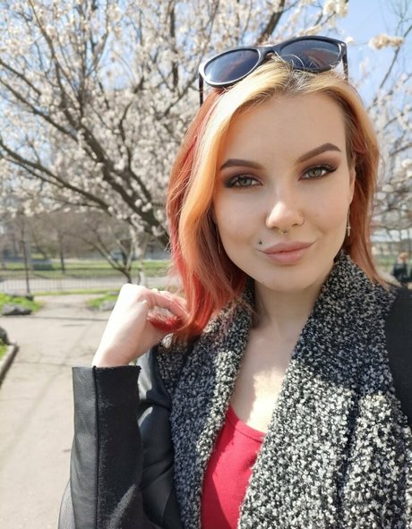 lida bond star exclusive archive