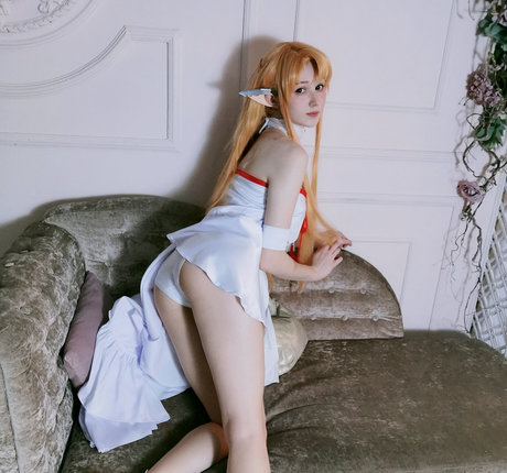 Kawaii Fox Tyan model xxx images