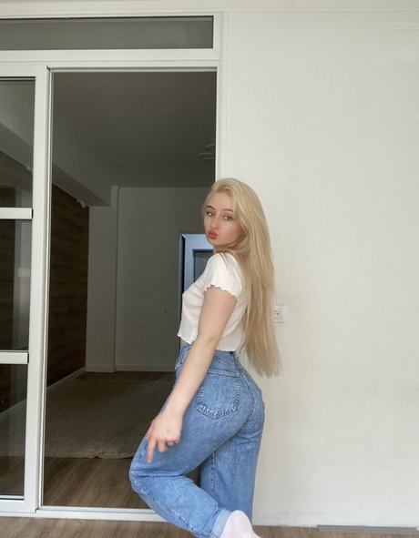 valeryjonesvip sex model pictures