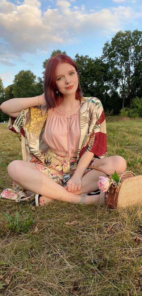 evenink free erotic star pictures