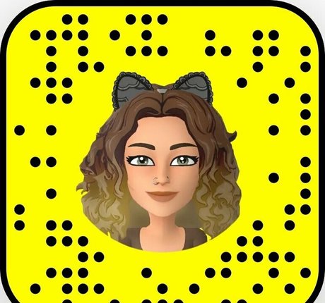 yummyliyahh actress pics