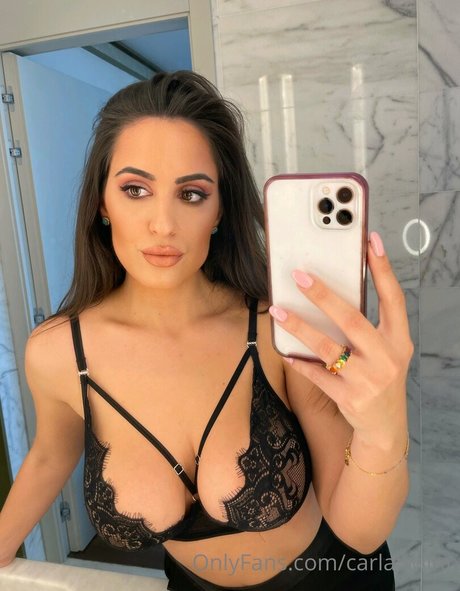 Carla Twin model sexy images