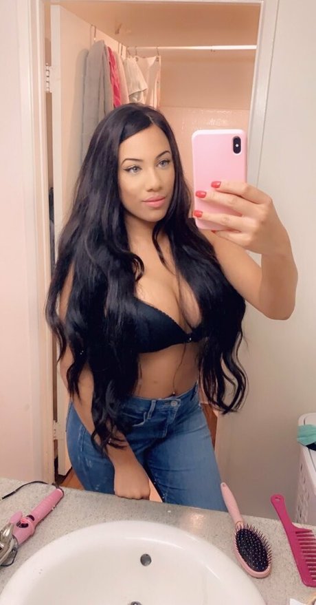 pinklipz xo star sex photo