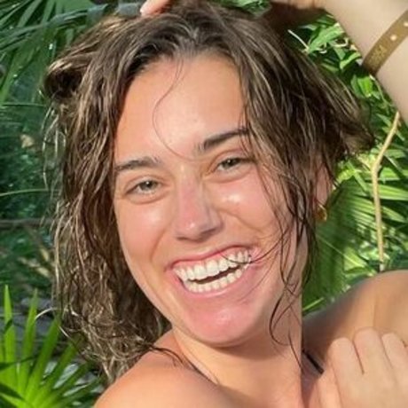 Paige Evans sexy model picture