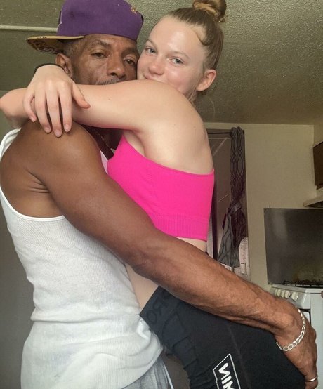 Unc Snowbunny pornstar naked picture