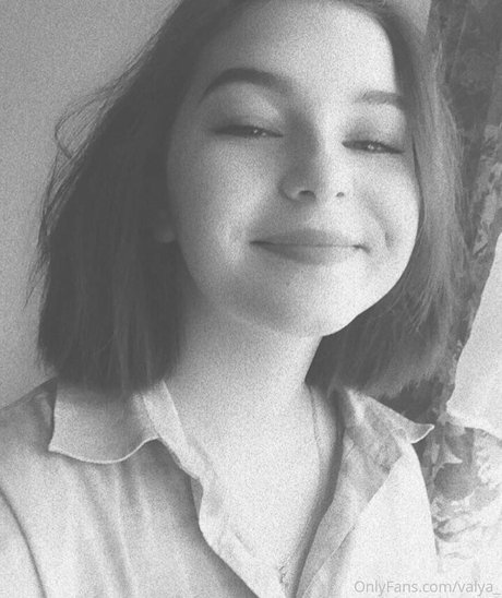 valya_ erotic pornstar pic