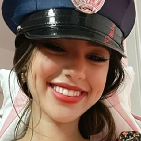 Diva Bhady nice actress picture