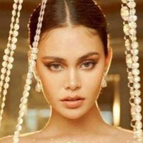 Ivana Alawi star free pics