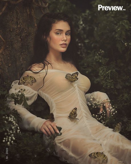 Ivana Alawi pornstar beautiful photos