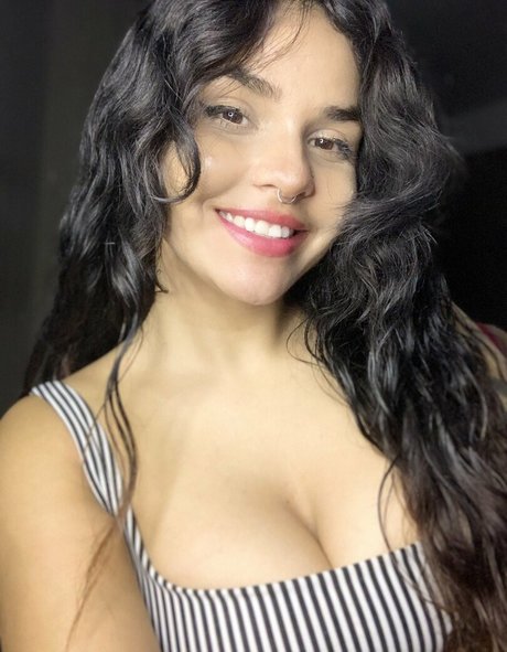 Robertinha star nudes image