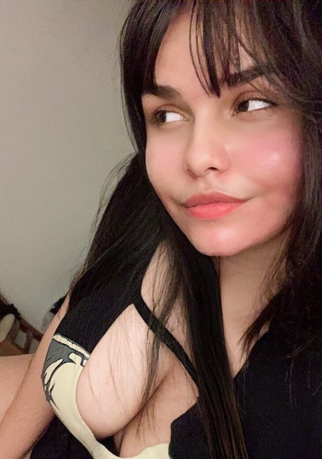 Robertinha sexy actress pic