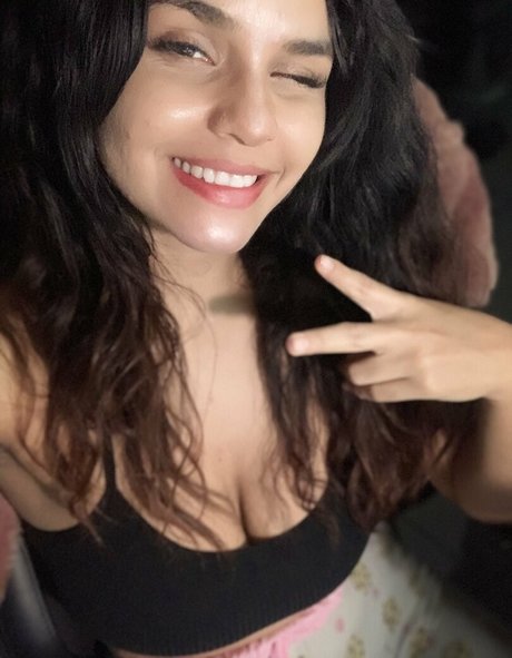 Robertinha nudes actress pic