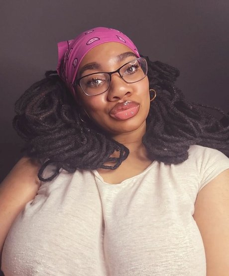 Locked Honey Princess pornstar free images