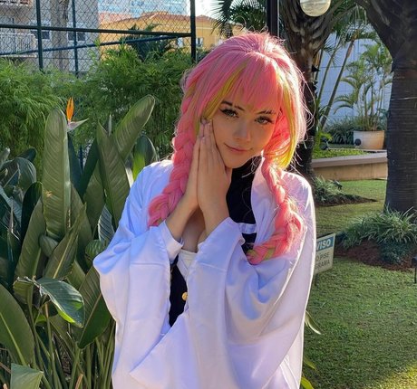 Say cat hd actress pics