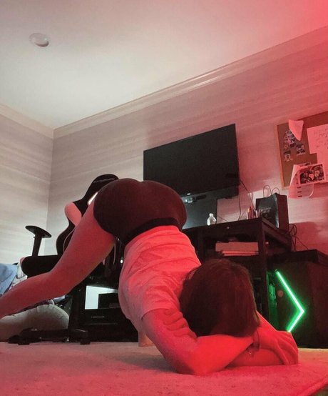 finnlewisxxx xxx pornstar image