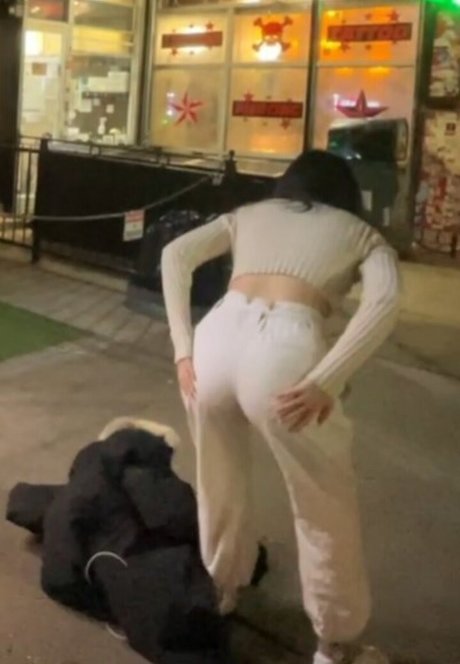 ExtraEmily nude actress gallery