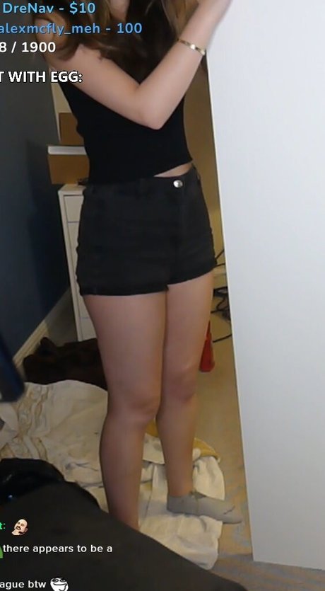 ExtraEmily nudes actress pic