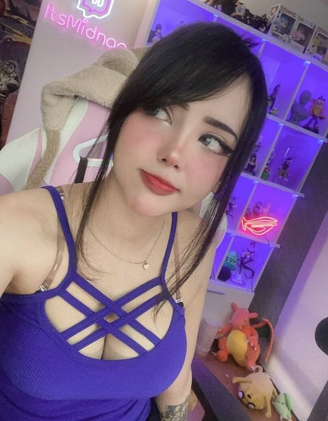 Itsmidna pornstar adult pic