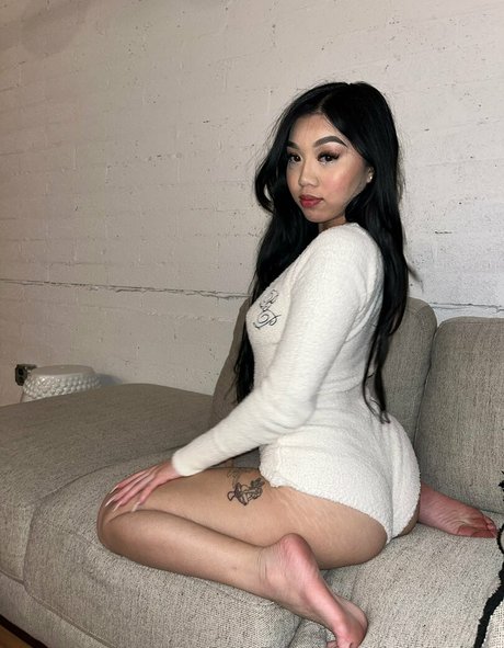 Milkteakitty perfect model image