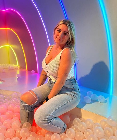 B Rookrlambert exclusive star pictures