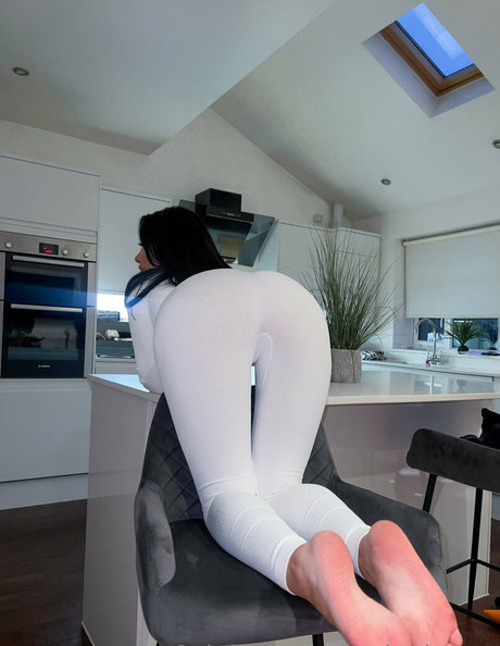 Amber Honeras erotic pornstar photos