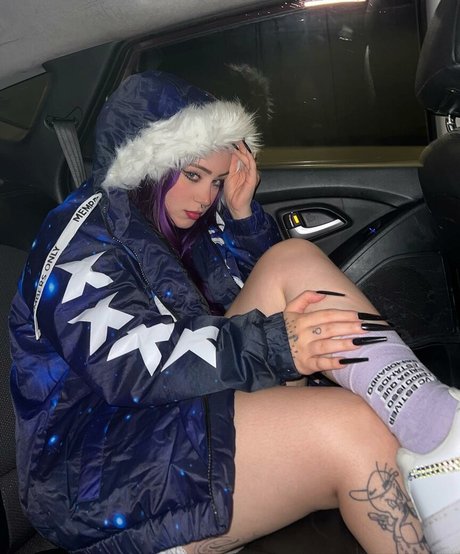 Anajumendes exclusive model photos