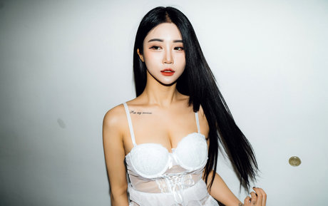 girlcrushfancam star naked picture