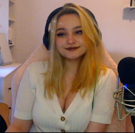 Nihachu sex pornstar photo