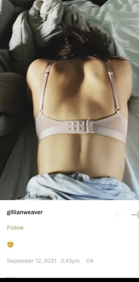 Miahandley model top photo