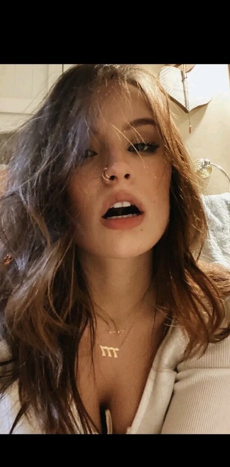 Miahandley star art image