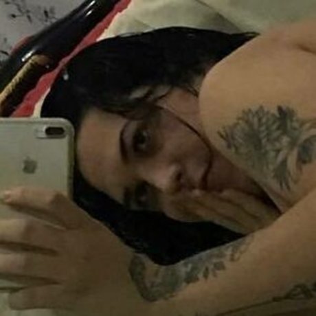 Anderson Leal model nude picture