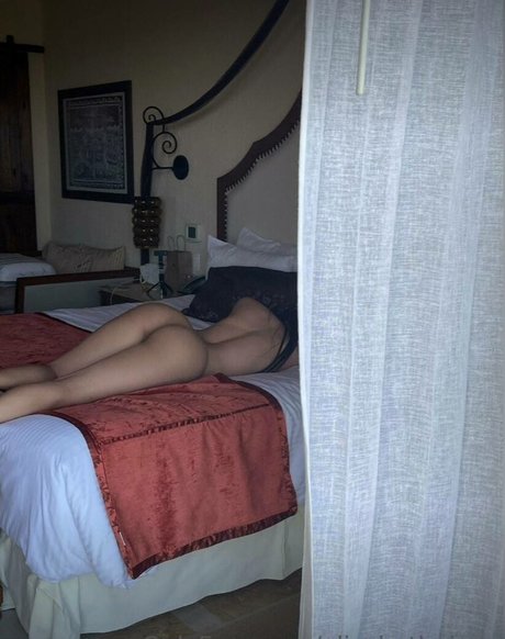 elizabethpinaa model adult img