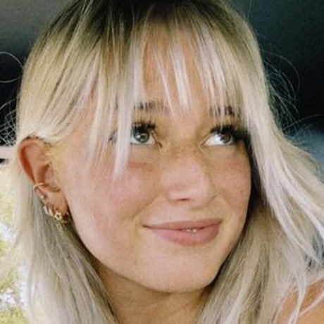 Hailey Felt nude pornstar img