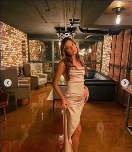 Emily Legler sexy model picture