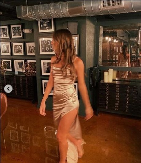 Emily Legler pornstar naked picture