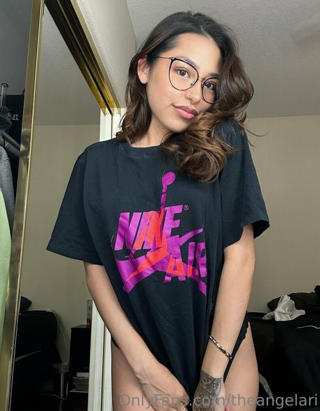 theangelari beautiful model pic