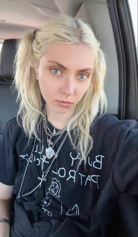 Taylor Momsen pornstar sex photos