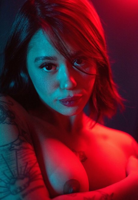 Thufy beautiful model gallery