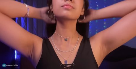 Moon Blitz Asmr nice star photos