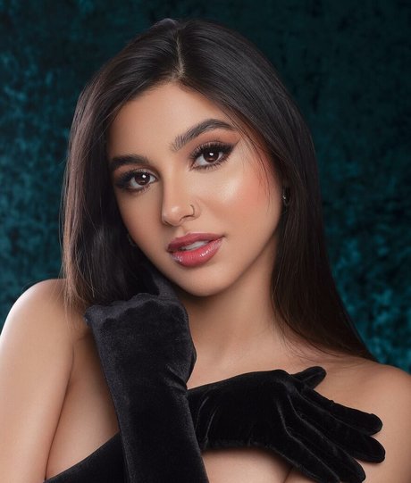 Valeria Carruyo naked pornstar pictures