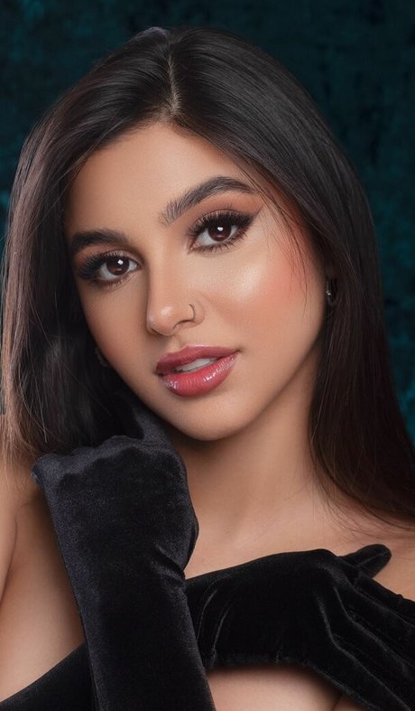 Valeria Carruyo pornstar nice img