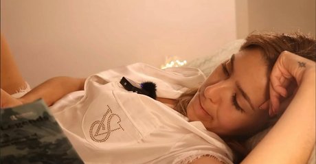 ASMR Glow star beautiful gallery