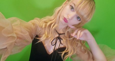 ASMR Glow hd pornstar image