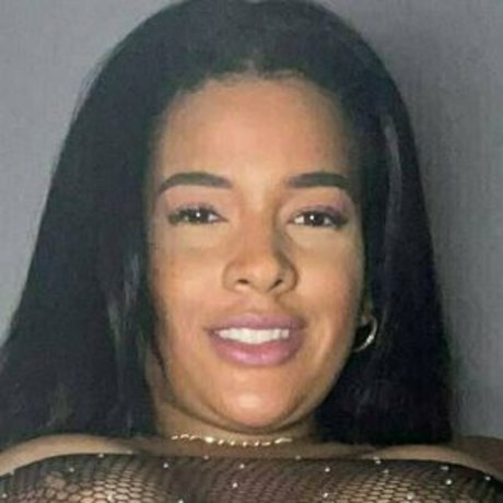 ladyadel free actress photo