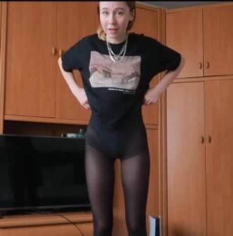 Mary Lvk beautiful actress pics